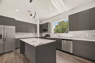 2711 Dennis St, Houston, TX 77004 - Photo 15