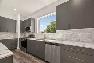 2711 Dennis St, Houston, TX 77004 - Photo 13