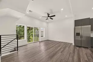 2711 Dennis St, Houston, TX 77004 - Photo 7