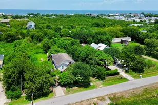 2329 Avenue D, San Leon, TX 77539 - Photo 1