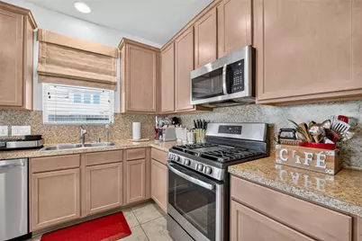 12335 King Henry Dr, Houston, TX 77044 - Photo 15