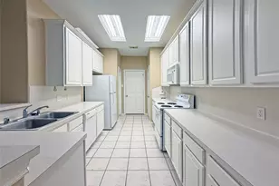 63 Ledgestone Pl, The Woodlands, TX 77382 - Photo 11