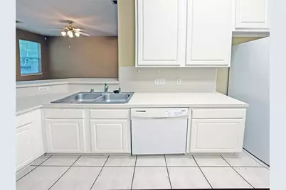 63 Ledgestone Place, The Woodlands, TX 77382 - Photo 15