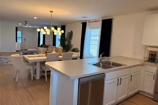 14427 Woodcott Warren Wy, Pearland, TX 77545 - Photo 11