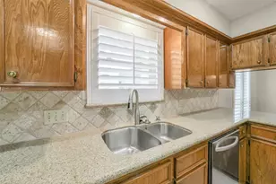 807 Green Belt Dr, Sugar Land, TX 77498 - Photo 7