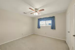 807 Green Belt Dr, Sugar Land, TX 77498 - Photo 19