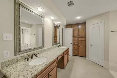 807 Green Belt Drive, Sugar Land, TX 77498 - Photo 25