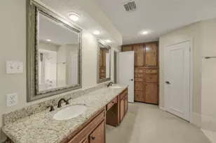 807 Green Belt Dr, Sugar Land, TX 77498 - Photo 25