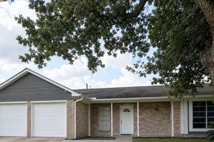10942 Dunvegan Way, Houston, TX 77013 - Photo 1