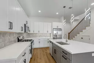 123 Amundsen St, Houston, TX 77009 - Photo 11