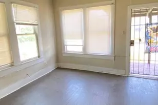 1308 Hughes St, Houston, TX 77023 - Photo 7