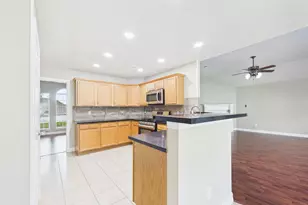 1105 Glencrest Dr, La Porte, TX 77571 - Photo 17