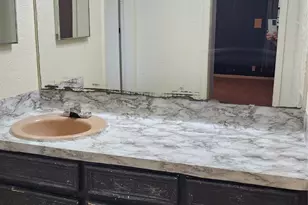 530 S 12th St, Silsbee, TX 77656 - Photo 23