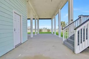 3911 Warrior Ct, Galveston, TX 77554 - Photo 31