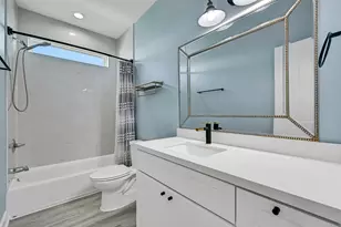 3911 Warrior Ct, Galveston, TX 77554 - Photo 27