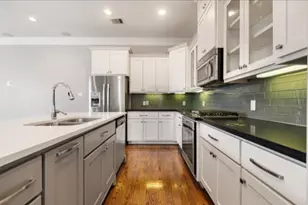 805 W 23rd St, Houston, TX 77008 - Photo 9