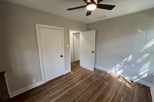 911 N Ashbel St, Baytown, TX 77520 - Photo 3