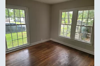 911 N Ashbel Street, Baytown, TX 77520 - Photo 1