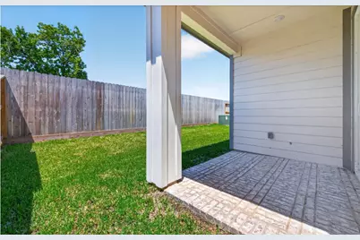 702 Sonfield Drive, Stafford, TX 77477 - Photo 29