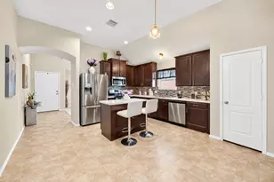 2423 Cold River Dr, Humble, TX 77396 - Photo 7