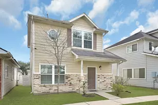 1783 Nichole Woods Dr, Houston, TX 77047 - Photo 1