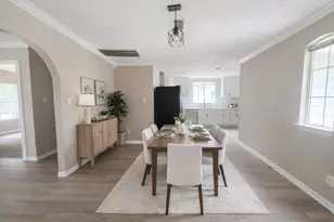 5108 Clay St, Houston, TX 77023 - Photo 9