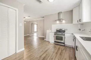 5108 Clay St, Houston, TX 77023 - Photo 11