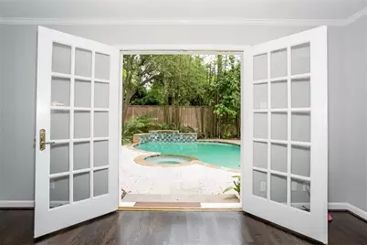 4503 Bryn Mawr Lane, Houston, TX 77027 - Photo 15