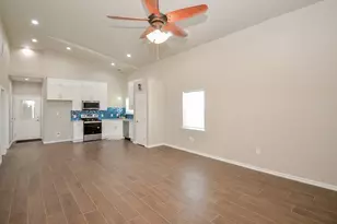 39 Tiger Shark Ln, Palacios, TX 77465 - Photo 9