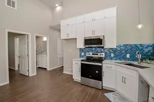 39 Tiger Shark Ln, Palacios, TX 77465 - Photo 11