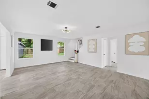 24106 Spring Mill Ln, Spring, TX 77373 - Photo 17