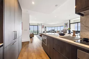 1701 Hermann Dr, Houston, TX 77004 - Photo 9