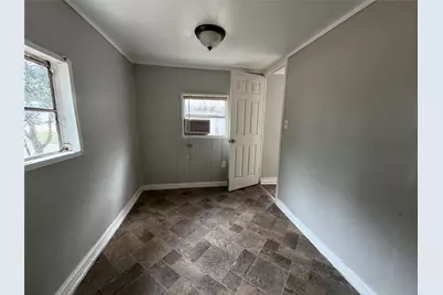 914 Queenswood, Montgomery, TX 77316 - Photo 5