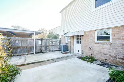 8728 Wilcrest Drive #8728, Houston, TX 77099 - Photo 15