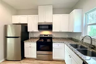 502 Ross Sterling St, Anahuac, TX 77514 - Photo 11