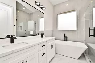 3229 Tuam St, Houston, TX 77004 - Photo 27