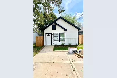 16737 E Hammon Street, Montgomery, TX 77316 - Photo 1