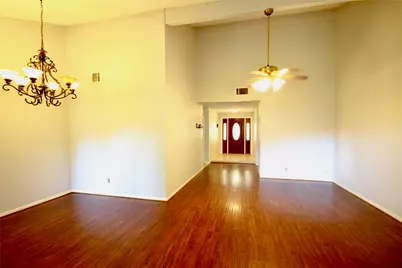 10703 Sageberry Drive, Houston, TX 77089 - Photo 11
