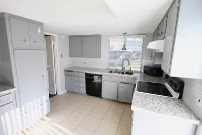 10703 Sageberry Drive, Houston, TX 77089 - Photo 19