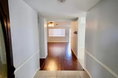 10703 Sageberry Drive, Houston, TX 77089 - Photo 5