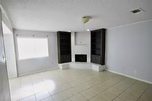 10703 Sageberry Dr, Houston, TX 77089 - Photo 3
