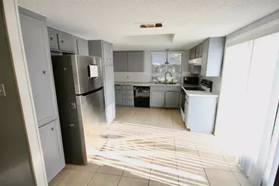 10703 Sageberry Drive, Houston, TX 77089 - Photo 25