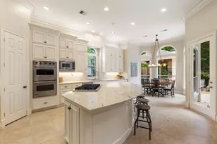82 E Bracebridge Cir, The Woodlands, TX 77382 - Photo 15