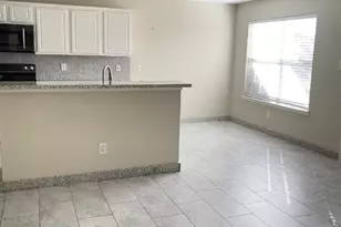 27 Butterfly Branch, The Woodlands, TX 77382 - Photo 3