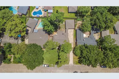 7911 Friars Court Lane, Spring, TX 77379 - Photo 3