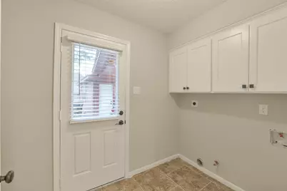 7911 Friars Court Lane, Spring, TX 77379 - Photo 23