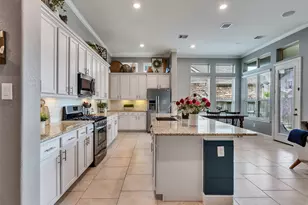 10602 Paula Bluff Ln, Cypress, TX 77433 - Photo 11