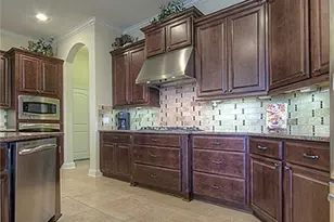 1516 Cafe Dumonde, Conroe, TX 77304 - Photo 11