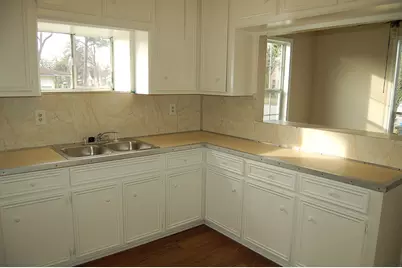 7304 Kinney Street, Houston, TX 77087 - Photo 13