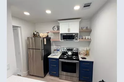 7014 N Holiday Drive, Galveston, TX 77550 - Photo 13